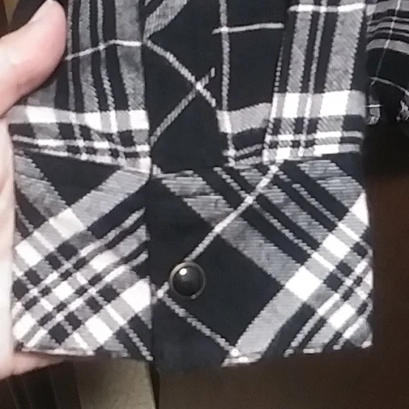 NWT Rails Leo Button down In Onyx Peach - Picture 12 of 13